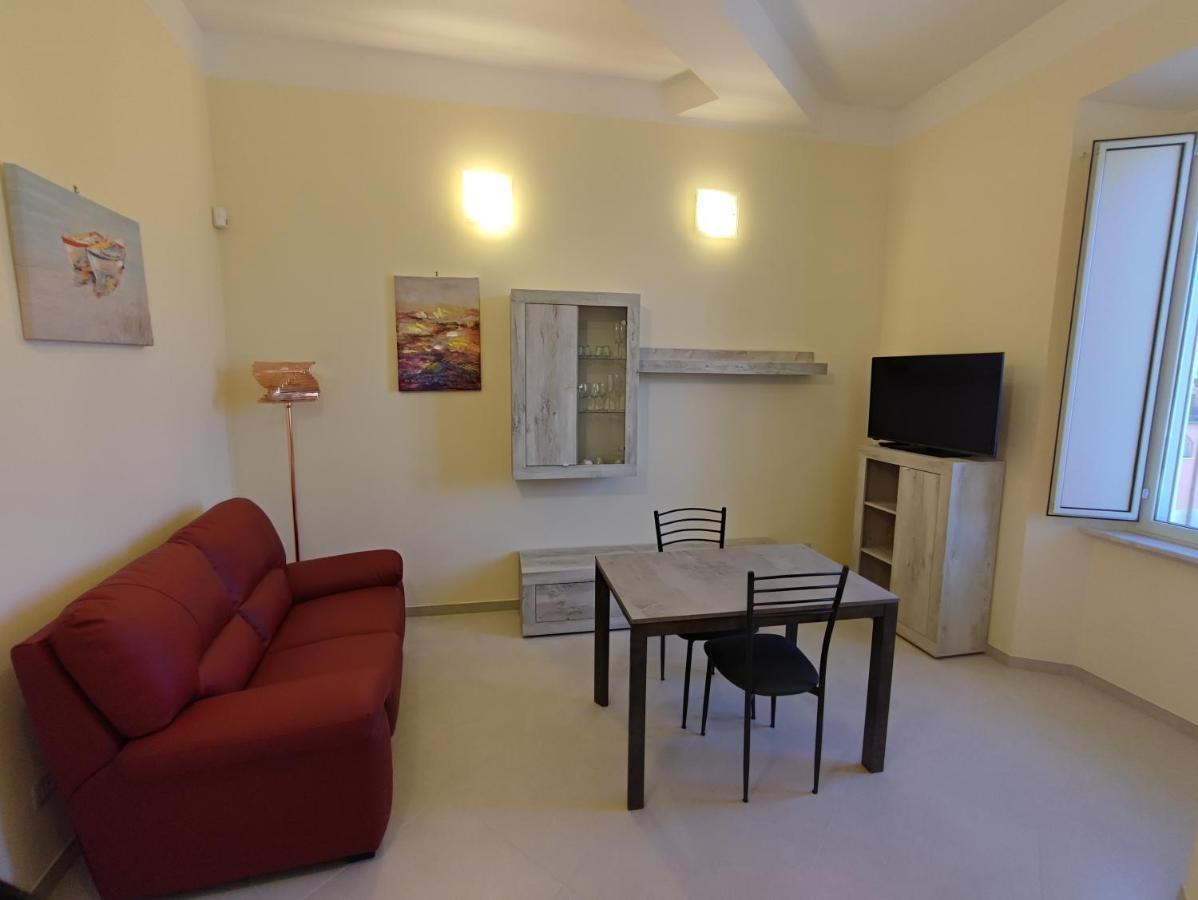 In Centro Rooms And Apartments Isola di Liri Buitenkant foto