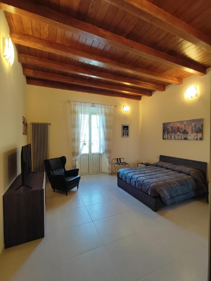 In Centro Rooms And Apartments Isola di Liri Buitenkant foto