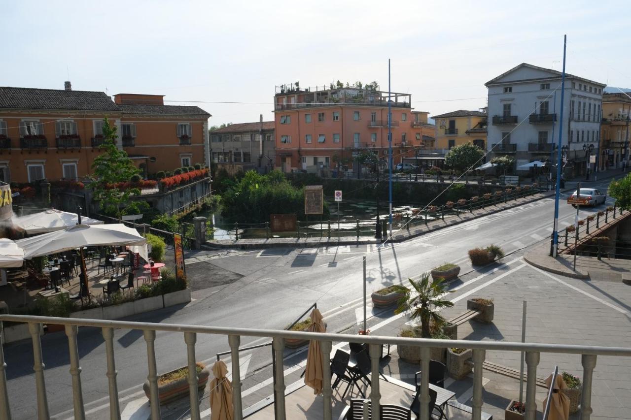 In Centro Rooms And Apartments Isola di Liri Buitenkant foto