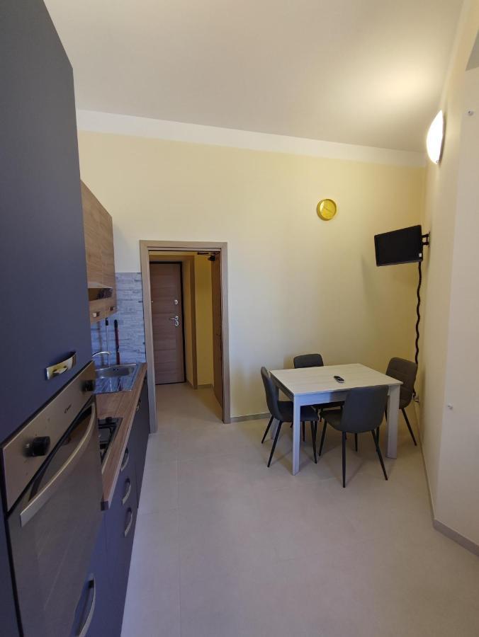In Centro Rooms And Apartments Isola di Liri Buitenkant foto