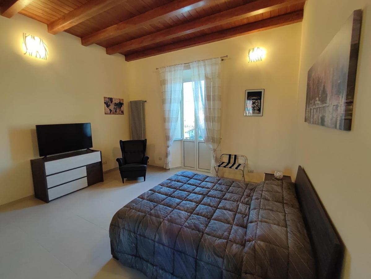 In Centro Rooms And Apartments Isola di Liri Buitenkant foto