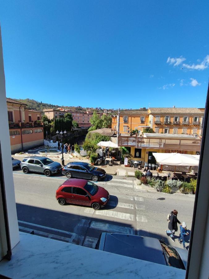 In Centro Rooms And Apartments Isola di Liri Buitenkant foto