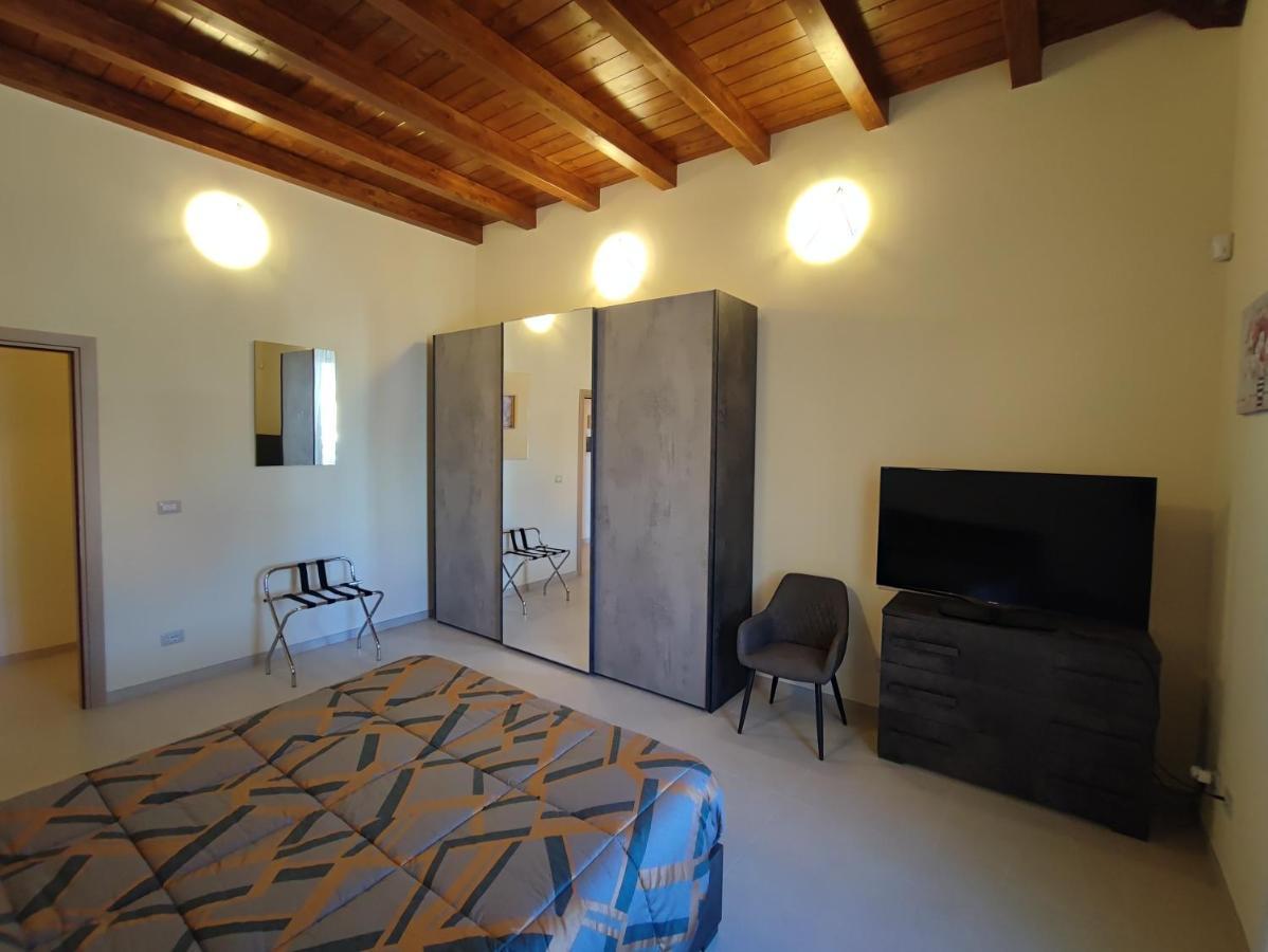 In Centro Rooms And Apartments Isola di Liri Buitenkant foto