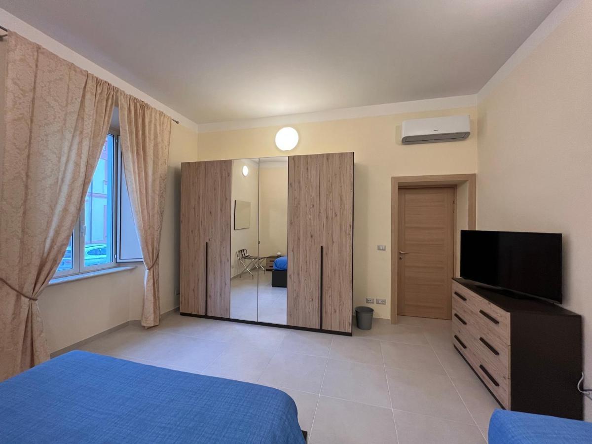 In Centro Rooms And Apartments Isola di Liri Buitenkant foto