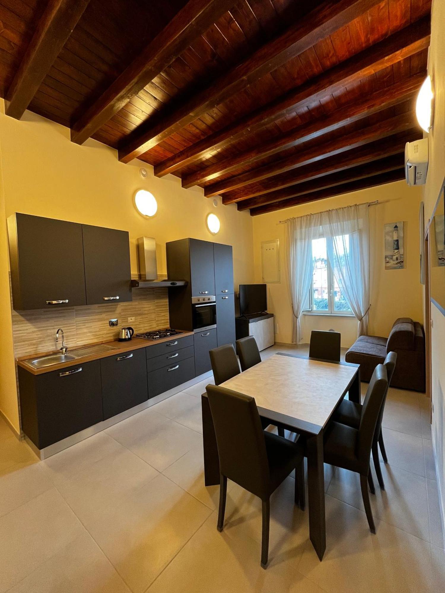 In Centro Rooms And Apartments Isola di Liri Buitenkant foto