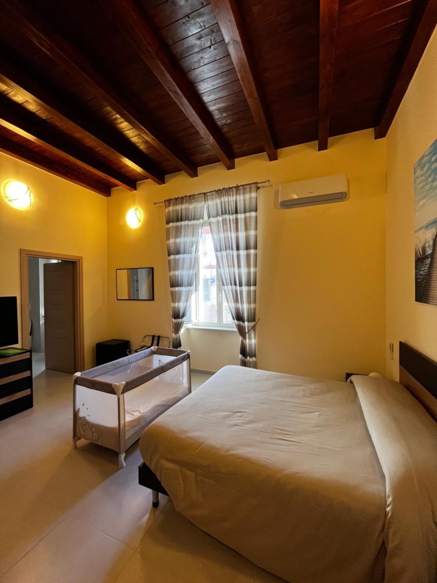 In Centro Rooms And Apartments Isola di Liri Buitenkant foto